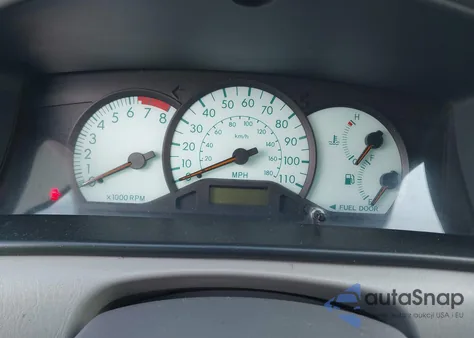 2004 Toyota Corolla Le z USA, uszkodzony, nr VIN JTDBR32EX42024809